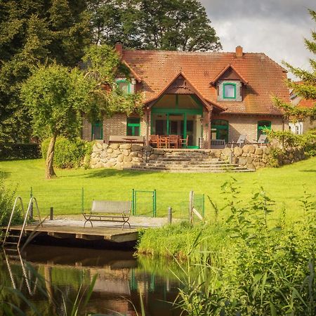 J1 Idyllisches Ferienhaus Mit Seeblick Julchendorf Екстериор снимка