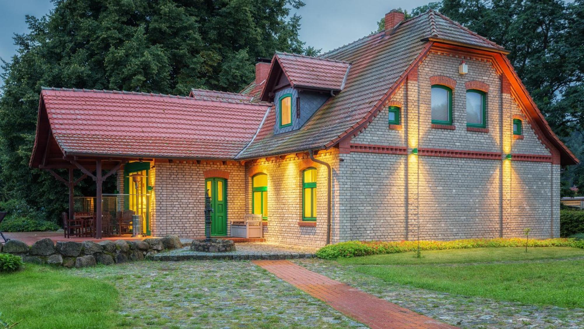 J1 Idyllisches Ferienhaus Mit Seeblick Julchendorf Екстериор снимка