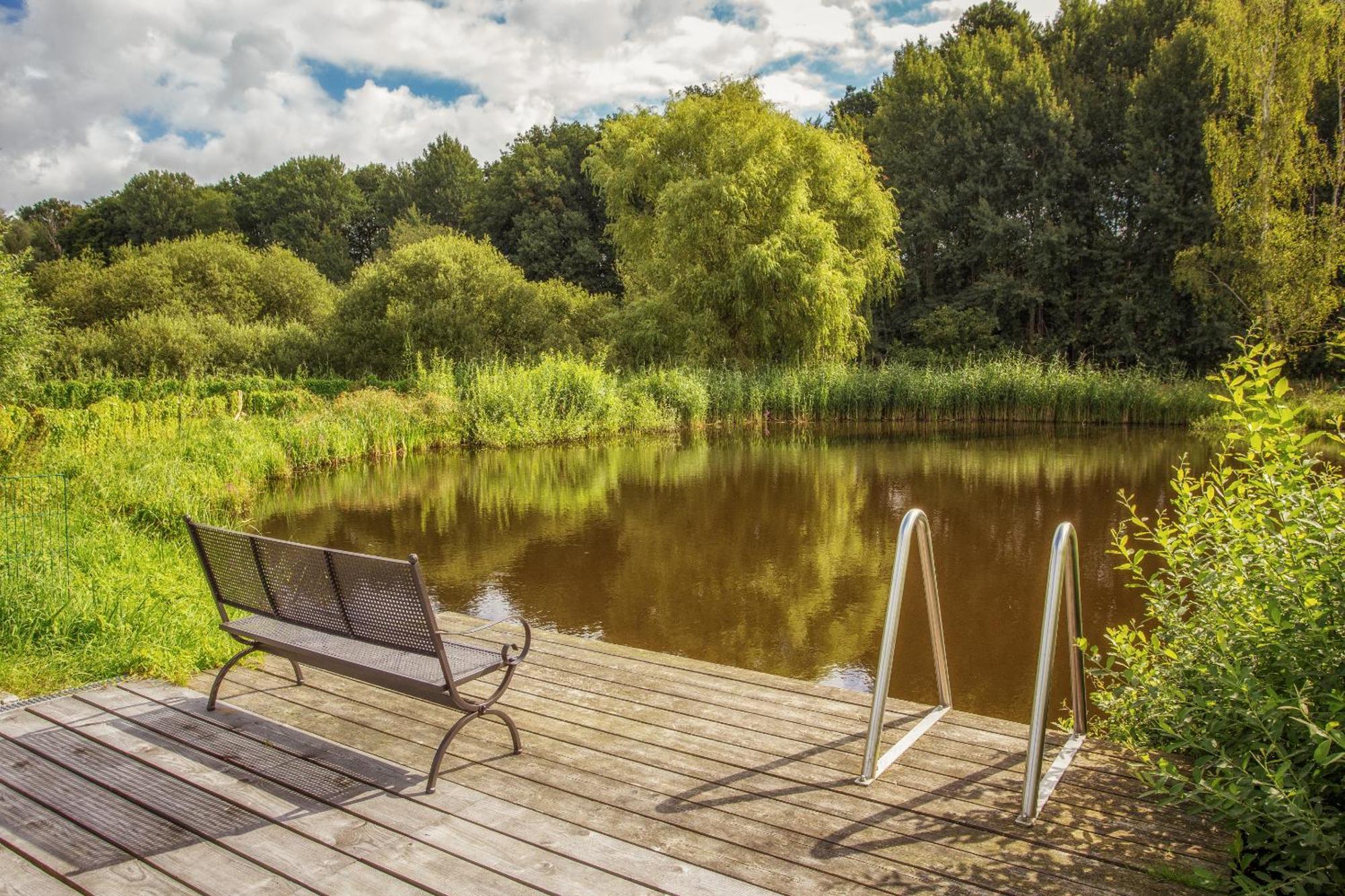 J1 Idyllisches Ferienhaus Mit Seeblick Julchendorf Екстериор снимка